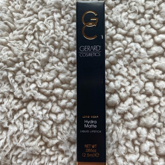 Gerard Cosmetics- HydraMatte Liquid Lipstick - Picture 3 of 6